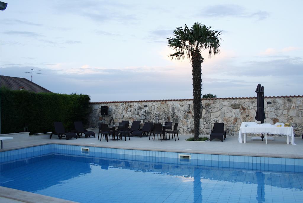 Villa Genny Altamura Exterior photo